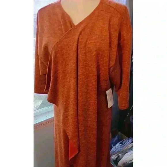 LULAROE SHIRLEY WOMENS SIZE MEDIUM LONG Orange CARDIGAN SWEATER DUSTER - Picture 2 of 8